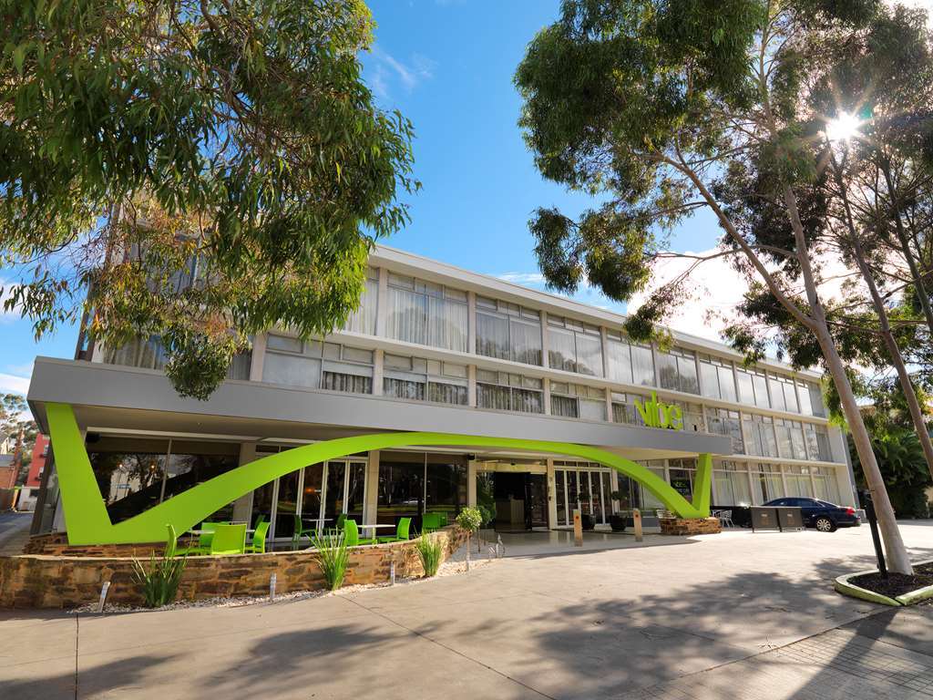 The Parkmore Hotel Melbourne Exterior photo